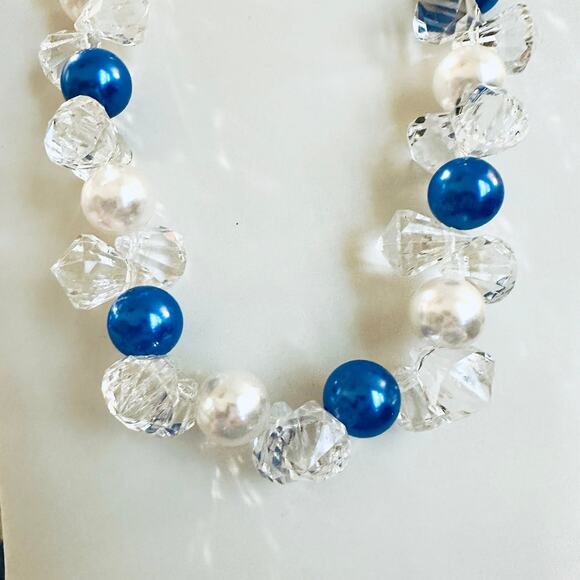 Chunky Bead and Pearls Toggle Necklace Kentucky - Picture 3 of 3